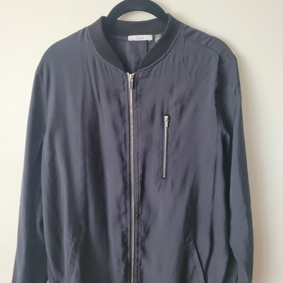 Dex longline black jacket size small. - Picture 4 of 9